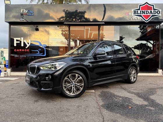 BMW X1 2.0 16V TURBO ACTIVEFLEX SDRIVE20I 4P AUTOMÁTICO BMW X1 2.0 16V TURBO ACTIVEFLEX SDRIVE20I 4P AUTOMÁTICO